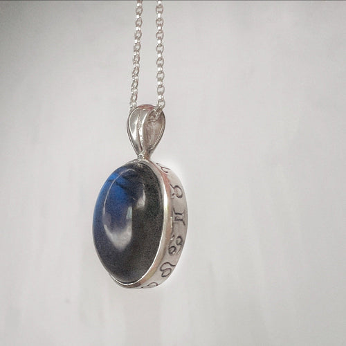 The Labradorite Zodiac Necklace | Silver