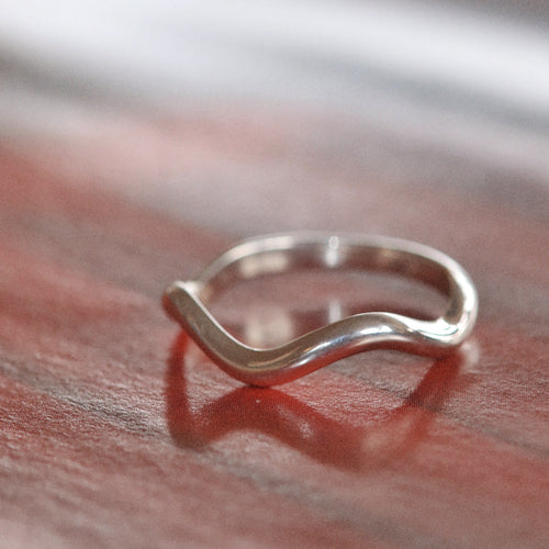 The Wiggle Ring | Silver