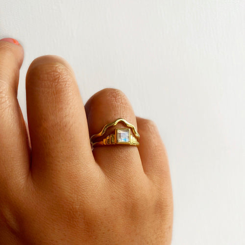 The Hilma Ring | Gold (Sizes 8, 9, 12 Remaining)