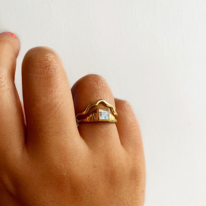 The Hilma Ring | Gold